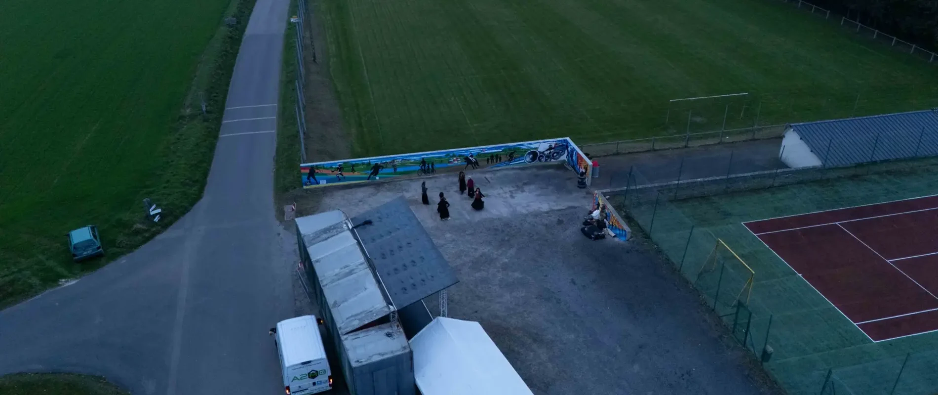 Danseuse vu du ciel lors d'un spectacle pro a st manvieu